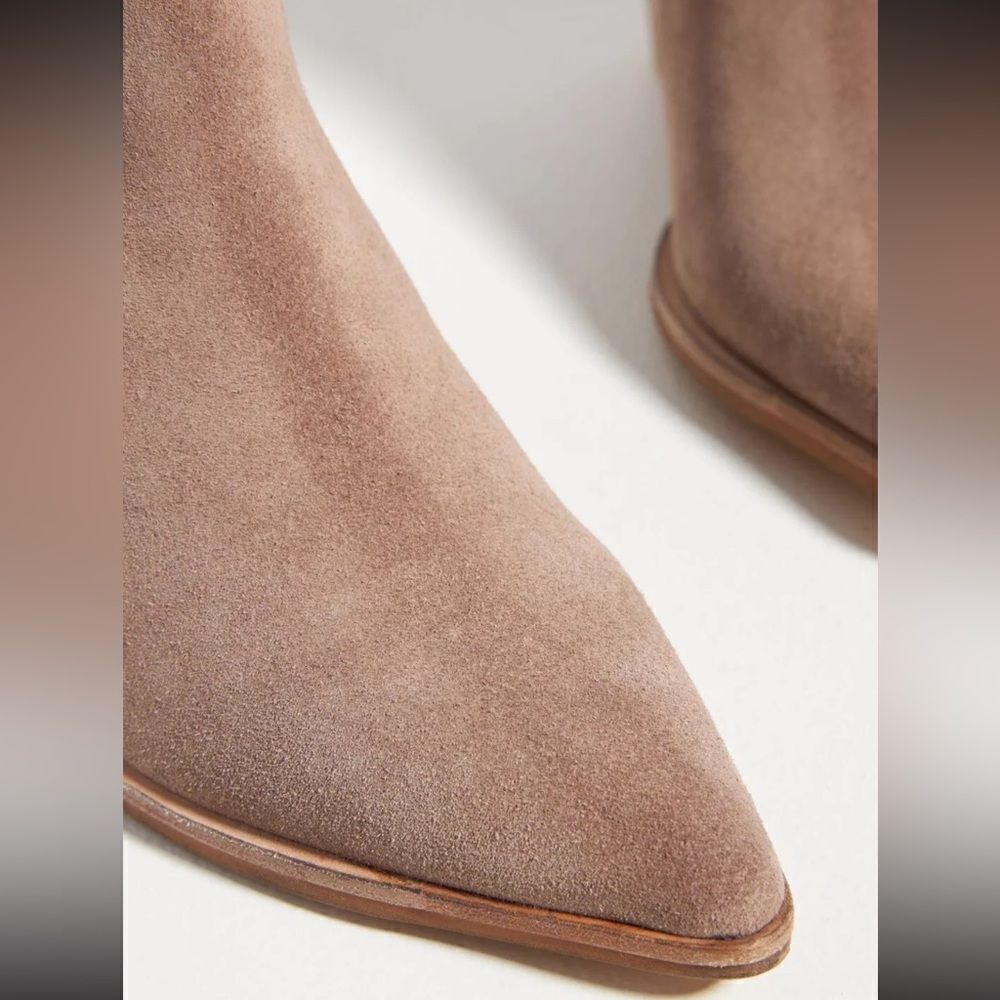 NEW Anthropologie Silent D Slouchy Western Boots In Taupe Sz 40 - Picture 3 of 4